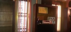 Omwah 3 piece set comes with two end book shelves